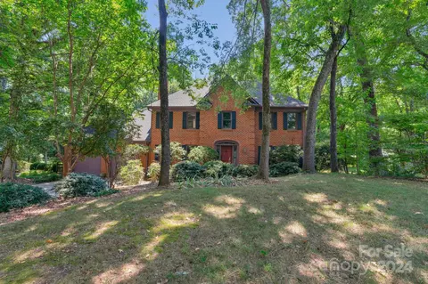 6823 Needham Dr, Charlotte, NC 28270