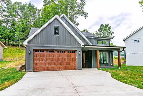 149 Plato Pl, Etowah, NC 28729