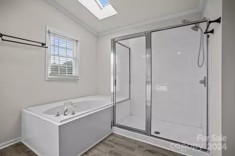 Bath - 2140 Sheffield Rd, Harmony, NC 28634 photo 3 of 5