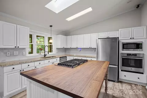Kitchen - 2140 Sheffield Rd, Harmony, NC 28634 photo 1 of 2