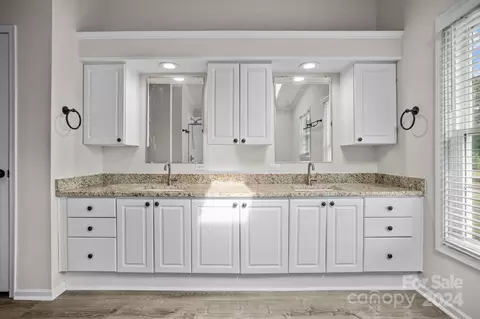 Bath - 2140 Sheffield Rd, Harmony, NC 28634 photo 1 of 5