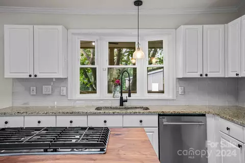 Kitchen - 2140 Sheffield Rd, Harmony, NC 28634 photo 2 of 2