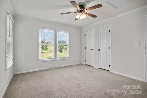 Bedroom - 2140 Sheffield Rd, Harmony, NC 28634 photo 3 of 7