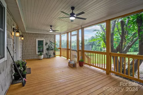 Exterior - 2140 Sheffield Rd, Harmony, NC 28634 photo 4 of 4