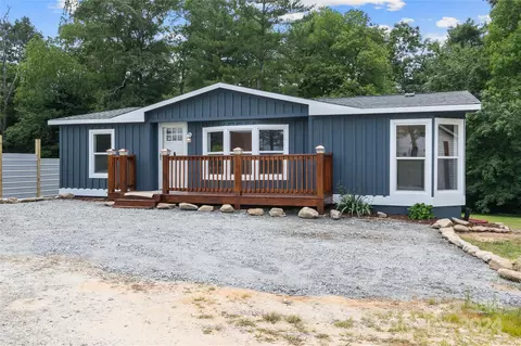 46 Tj Trl, Hendersonville, NC 28792
