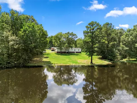 2839 Drew Dr, Lancaster, SC 29720 photo 10
