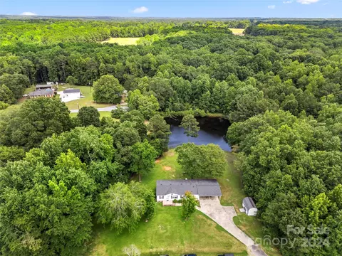 2839 Drew Dr, Lancaster, SC 29720 photo 7