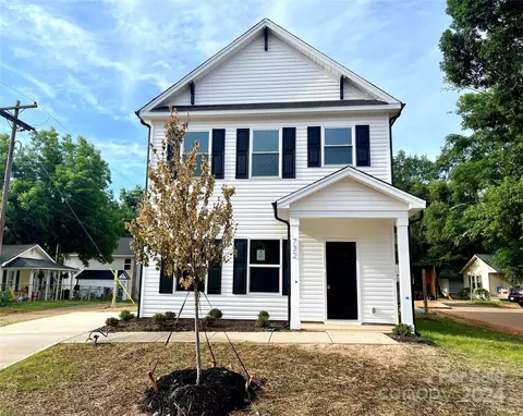 732 E Georgia Ave, Bessemer City, NC 28016