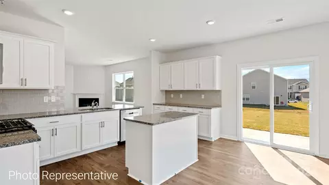 49 Dandelion Rd, Fletcher, NC 28732 photo 8