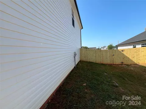 Exterior - 792 2nd Se St SE, Conover, NC 28613 photo 2 of 4
