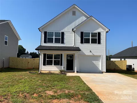 792 2nd Se St SE, Conover, NC 28613