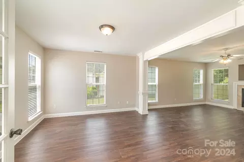 Living - 1425 Williamsburg Ln, Monroe, NC 28110 photo 1 of 5