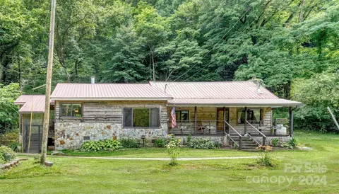 909 Hyatt Creek Rd, Marble, NC 28905