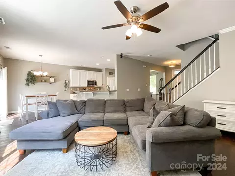 Living - 15904 Circlegreen Dr, Charlotte, NC 28273 photo 2 of 2