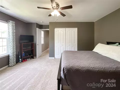 Bedroom - 15904 Circlegreen Dr, Charlotte, NC 28273 photo 4 of 7