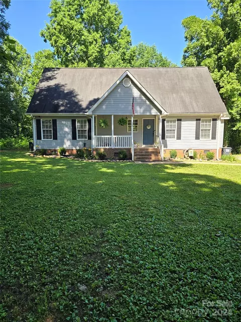 347 Cedar Brook Dr, Kannapolis, NC 28081