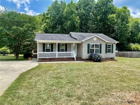 225 Old Limestone Rd, York, SC 29745