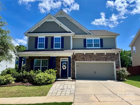 8711 Hallowford Dr, Huntersville, NC 28078