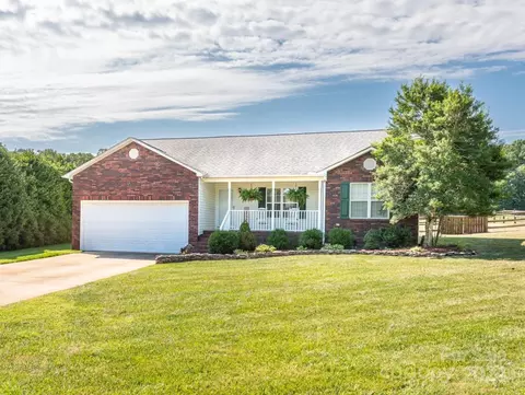 1016 Golden Eagle Dr, China Grove, NC 28023