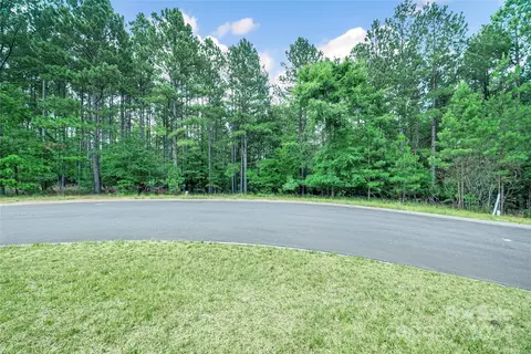 3136 Ashwood Park Dr, Belmont, NC 28012
