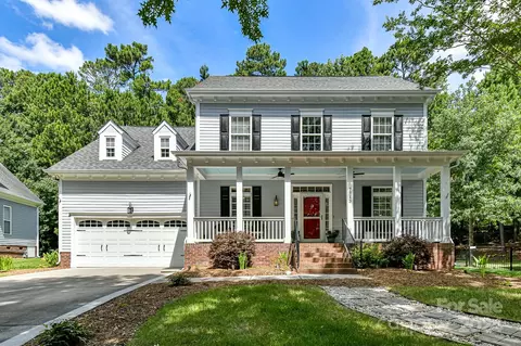 7713 Trailridge Dr, Tega Cay, SC 29708