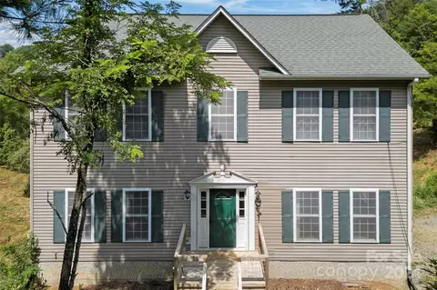 382 Old Bryan Farm 3 4 Dr #3 & 4, Marshall, NC 28753