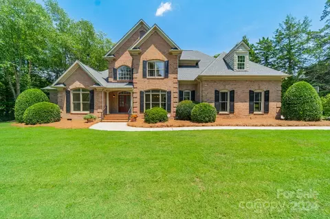3317 Maryhurst Ln, Charlotte, NC 28226