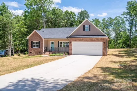 1519 Angela Ct, Lincolnton, NC 28092