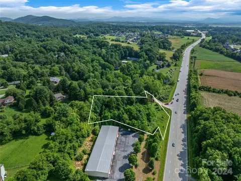 000 Boylston Hwy, Mills River, NC 28759