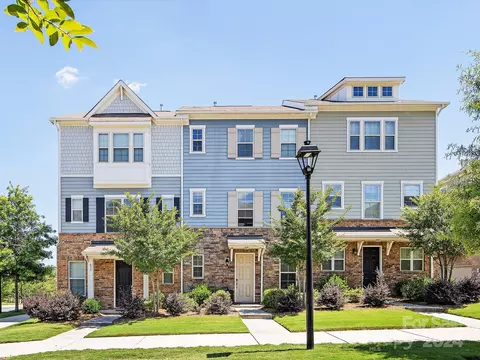837 Imperial Ct, Charlotte, NC 28273