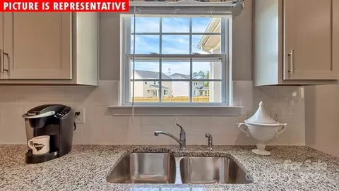 Kitchen - 10960 Claystone Dr, Davidson, NC 28036 photo 4 of 5
