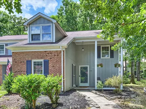 11116 Sevilla Ct, Charlotte, NC 28226