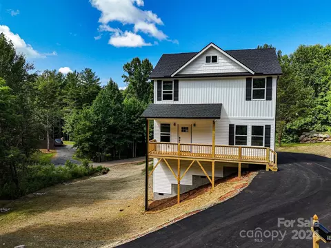 58 Kelly Fields Dr, Alexander, NC 28701 photo 4