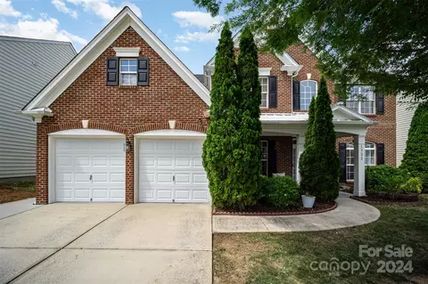 1922 Arbor Crest Ct, Charlotte, NC 28262