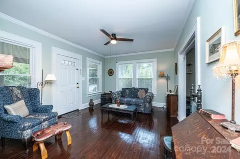 Living - 914 1st S Ave S, Conover, NC 28613 photo 3 of 5