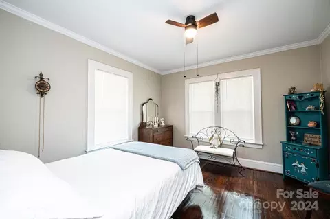 Bedroom - 914 1st S Ave S, Conover, NC 28613 photo 2 of 5