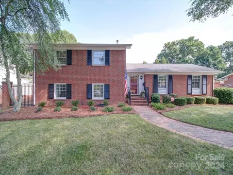 1112 Woodvale Ave, Gastonia, NC 28054