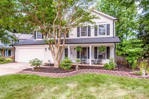 157 Round Keep Ln, Mooresville, NC 28117