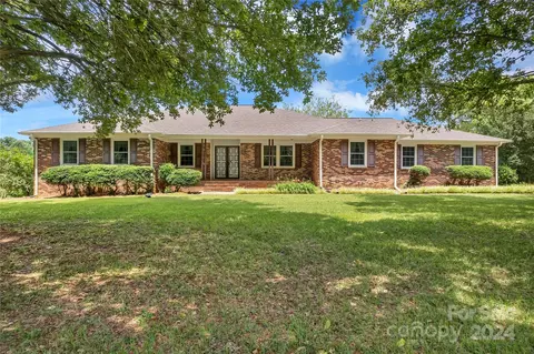 114 Tobe Bridge Rd, Kings Mountain, NC 28086