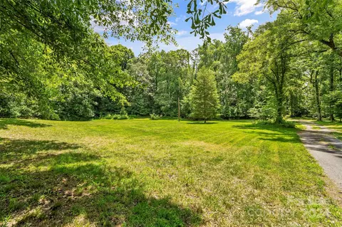 178 Calhoun Dr, Hickory, NC 28601 photo 38