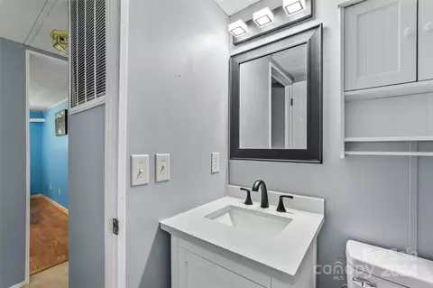 178 Calhoun Dr, Hickory, NC 28601 photo 20