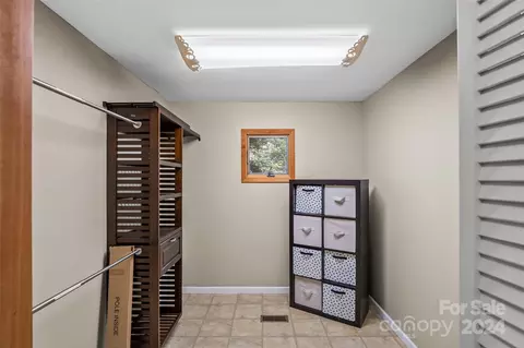 178 Calhoun Dr, Hickory, NC 28601 photo 30
