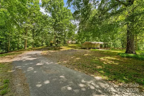 178 Calhoun Dr, Hickory, NC 28601 photo 37