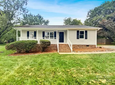 802 Edgehill Dr, Monroe, NC 28110