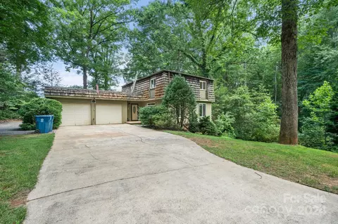 339 Brook Hollow Ln, Taylorsville, NC 28681