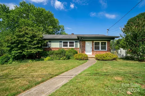 302 Hi Alta Ave, Asheville, NC 28806
