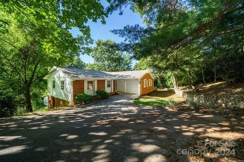 32 Brookcliff Dr, Asheville, NC 28804