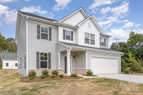104 Baucom St, Charlotte, NC 28216