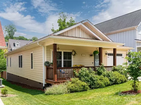 126 Green Creek Loop, Asheville, NC 28804