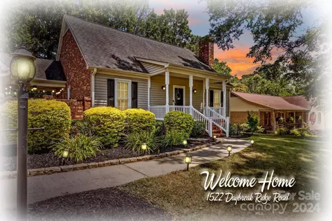 1522 Daybreak Ridge Rd, Kannapolis, NC 28081